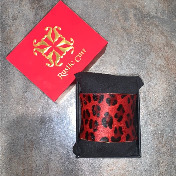 Rustic Cuff Leopard Print Cuff - Picture 2 of 4